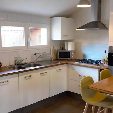 Maison 3 *